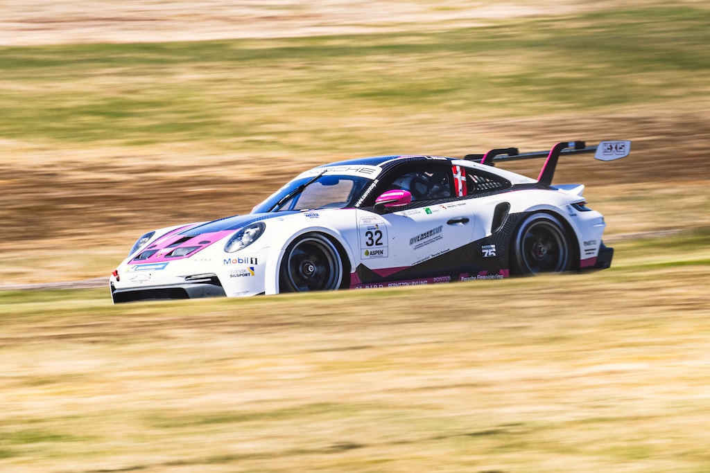 Lærke Rønn havde en hård debutweekend på Anderstorp i Porsche Carrera Cup Scandinavia.
(Foto: A1 Work)